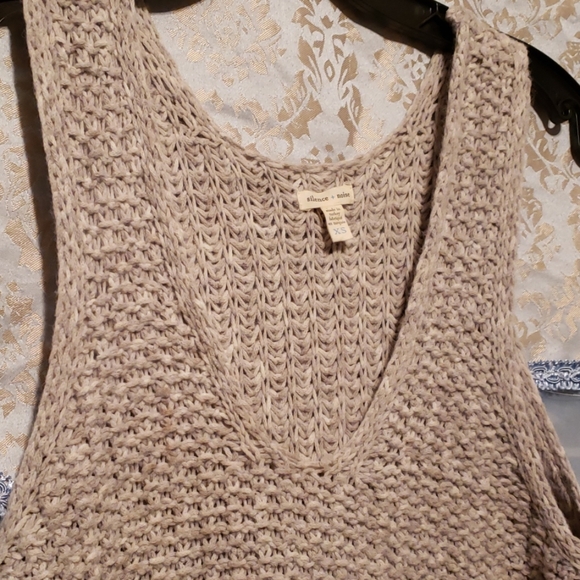 SILENCE + NOISE TUNIC SWEATER VEST SZ XS - Picture 3 of 8